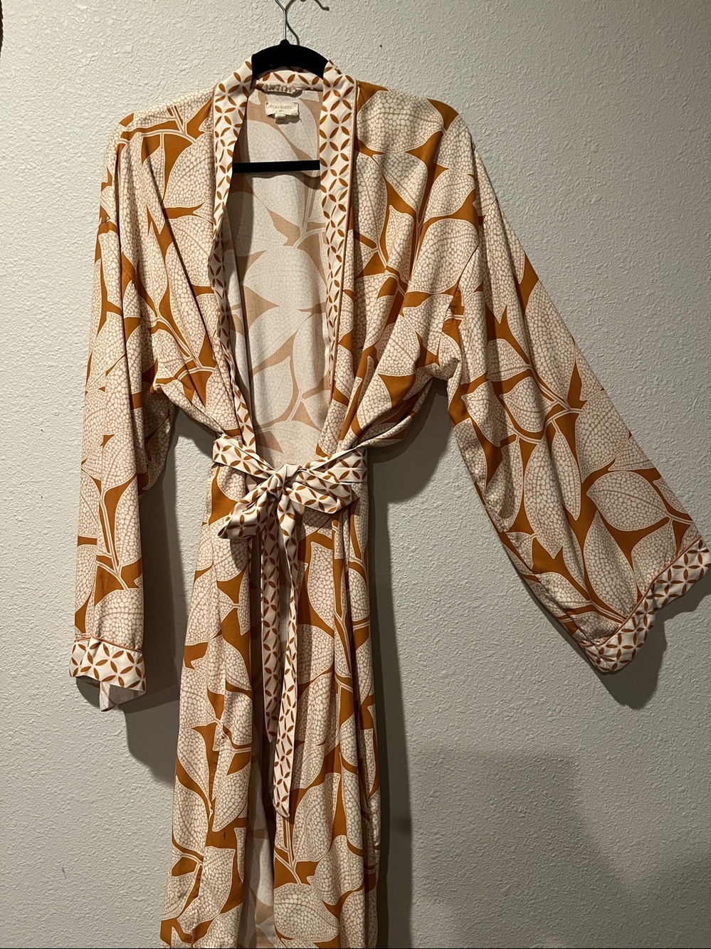 Cost Plus World Market Cream & Rust Botanical Rayon Robe
OS - Picture 5 of 13